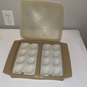 Vintage Tupperware Egg Tray